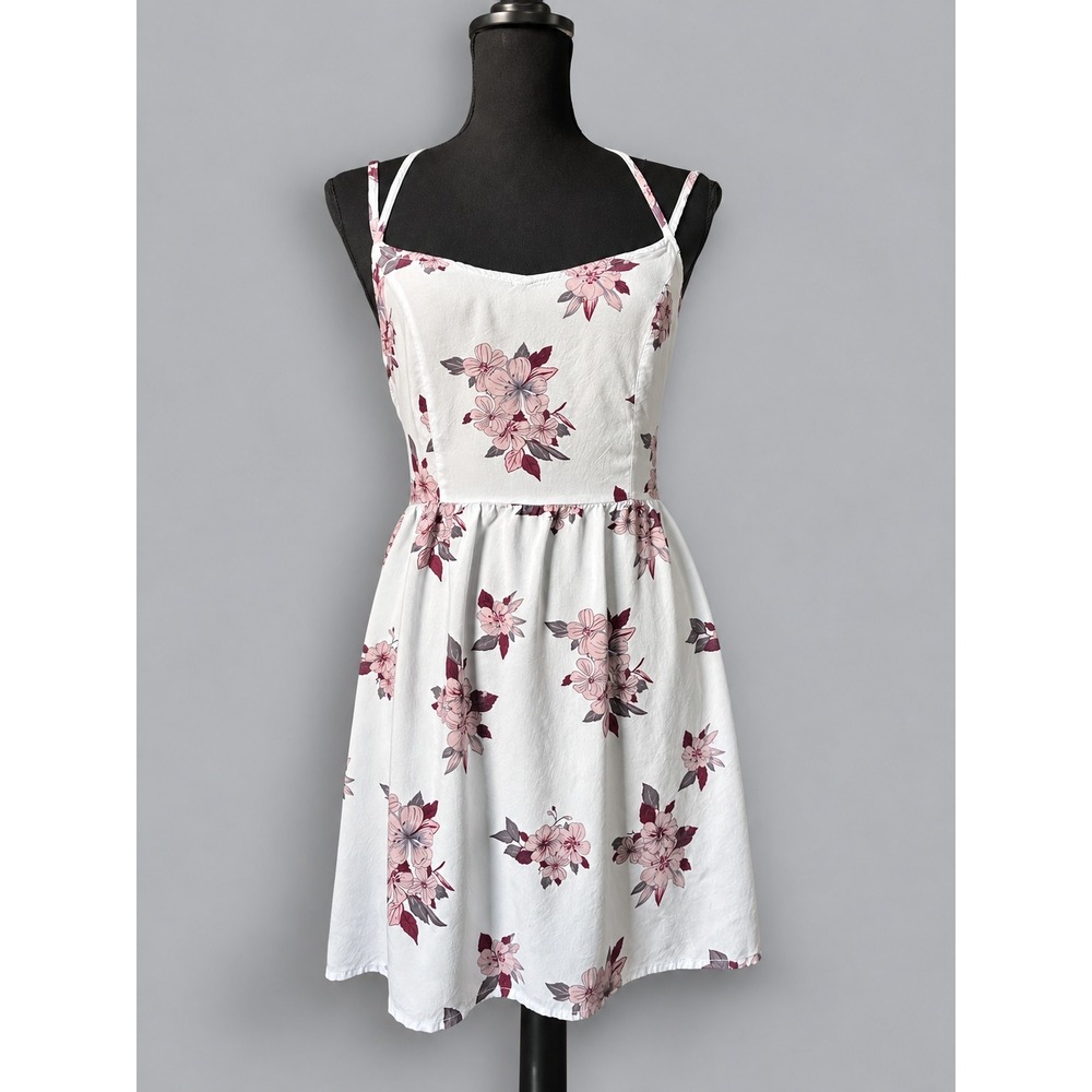 Full Tilt Floral Sundress Womens Medium White Pink Excellent Cross Back Mini